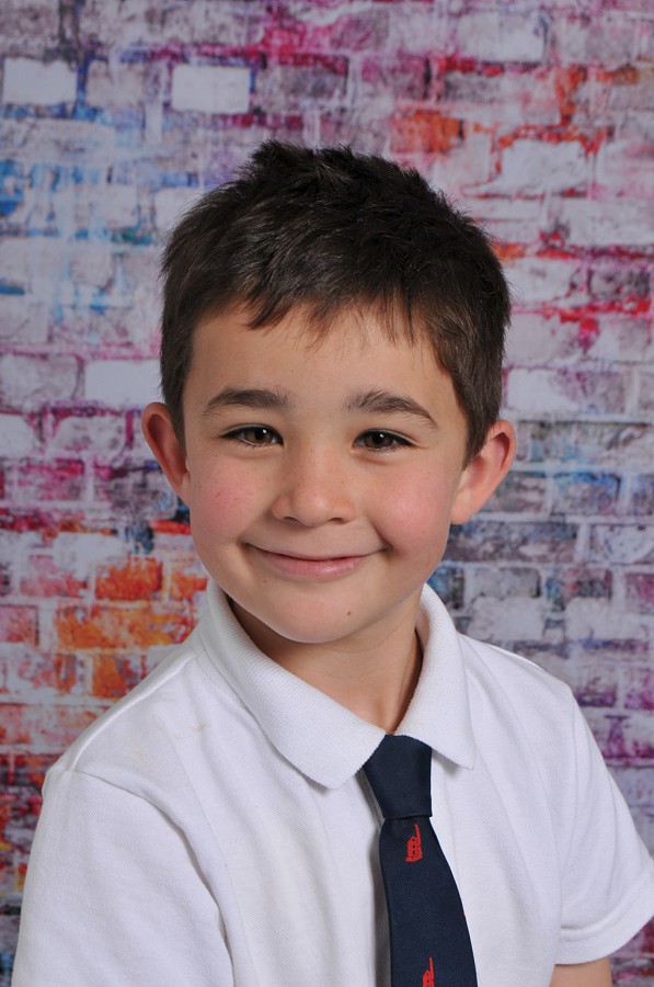 Friendship group backdrop portrait sample