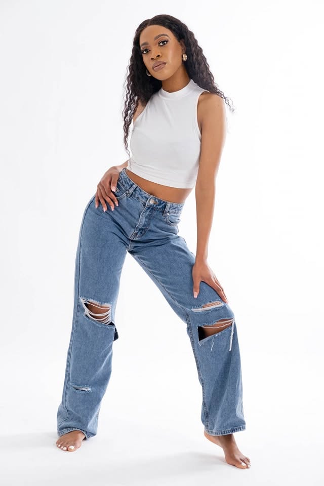 Studio — 11